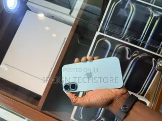 Apple iPhone 16 128 GB Green