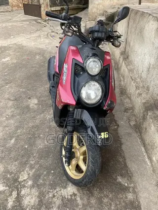 Yamaha 2023 Black
