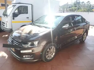 Volkswagen Polo 2017 Brown