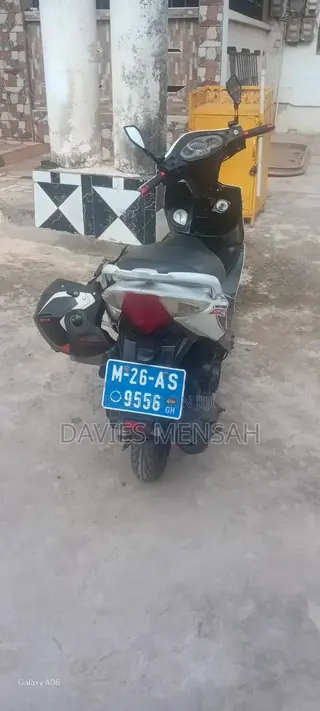 SYM Symnh 2024 White