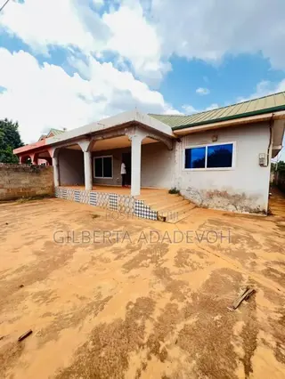 3bdrm House in Malejor, Police Station for sale
