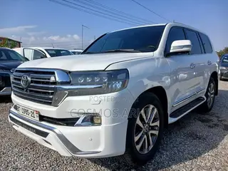 Toyota Land Cruiser 2013 White