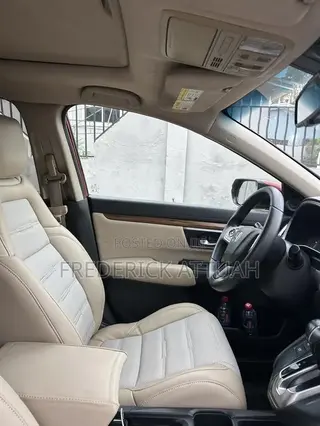 Honda CR-V Touring 4dr SUV (1.5L 4cyl CVT) 2017