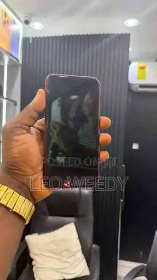 New Apple iPhone XR 128 GB Red