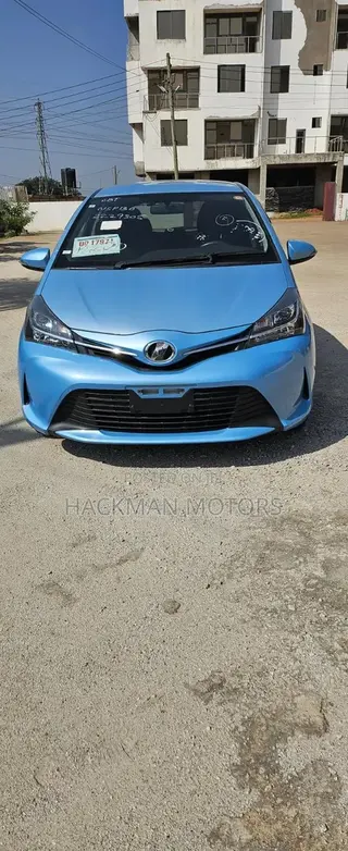 Toyota Vitz 2016 Blue