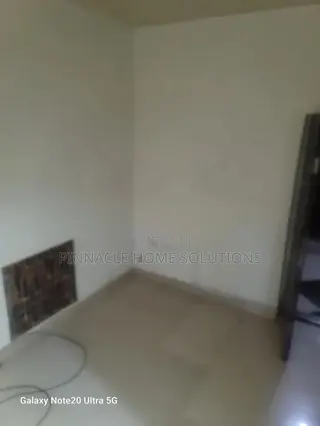 1bdrm Apartment in Batshona, Baatsona Total for rent
