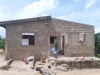 3bdrm House in Adam Nana for sale
