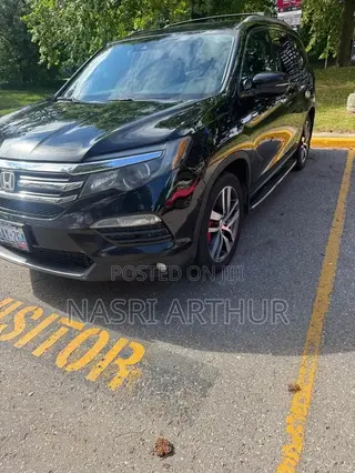 Honda Pilot Touring FWD 2018 Black