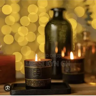 Loris Niche Candle