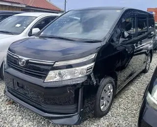 Toyota Voxy 2015 Black