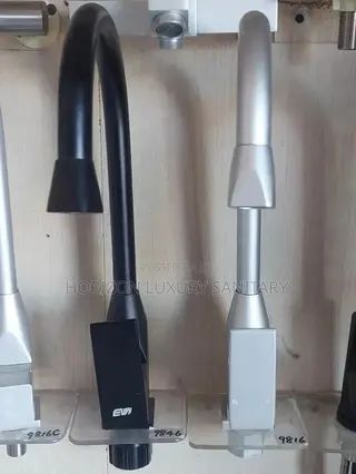 Aluminium Kitchen Sink Faucet Hot and Cold Water Mixer
