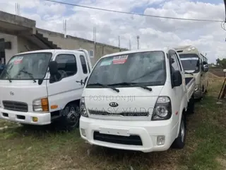 Hyundai County 2015 White
