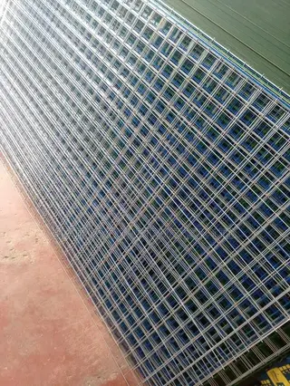 2 Inch by 2 Inch Wire Mesh. 8ft by 4ft