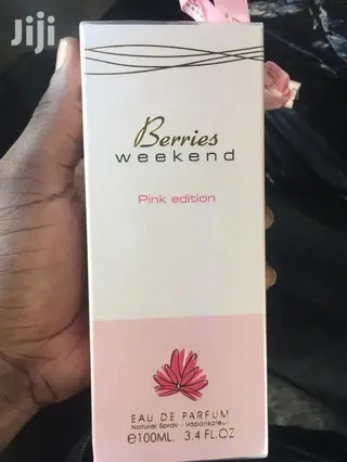 Weekend Berries Perfume