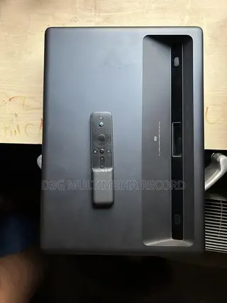 Xiaomi Mi Home Cinema 4k Laser Projector 150”