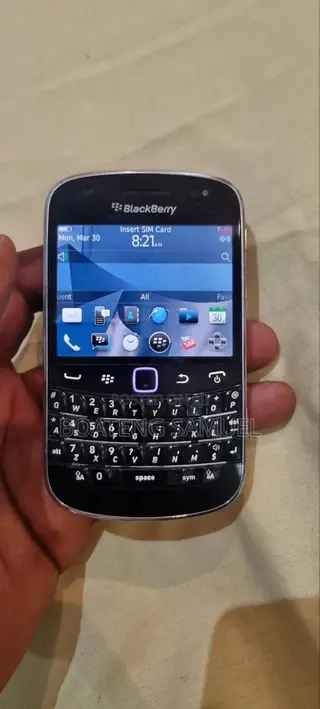 BlackBerry Bold Touch 9900 8 GB Black