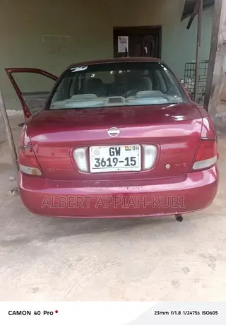 Nissan Sentra 2003 Red