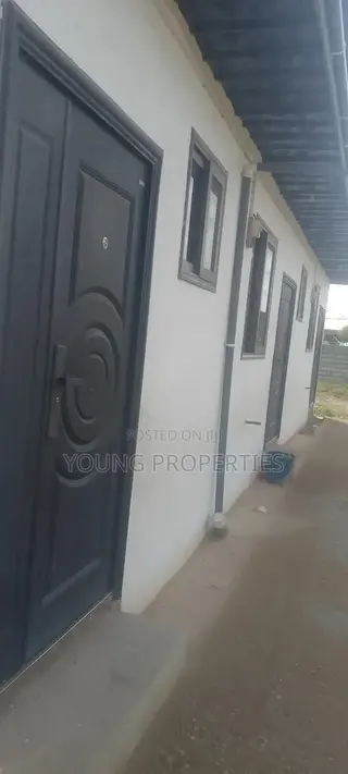 1bdrm Apartment in Amasaman Danchira, Ga West Municipal for rent