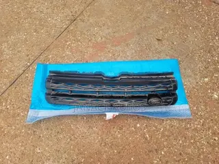Land Rover Evoque MK1 L538 FRONT Grille