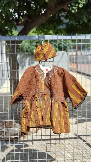 Blue & Brown Fugu Top | African Traditional Wear | Ghana Made