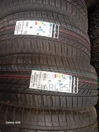 255/60r18 Bridgestone Tyre