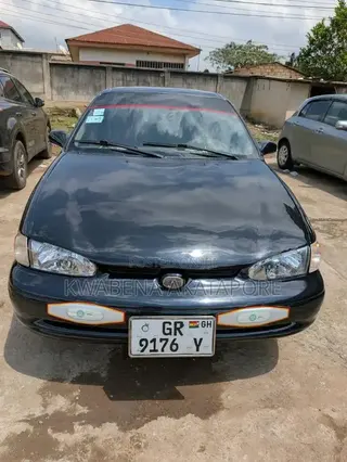 Toyota Corolla 2002 Black