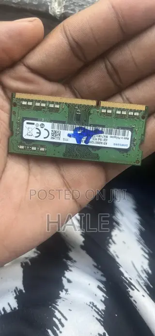 Lenovo Samsung 4GB DDR3L 1600MHz Laptop RAM (5M30G18425)