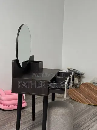 Orcar Deco Dressing Table With Seat