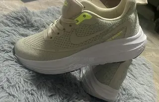 Nikezoom Sneaker-Brown