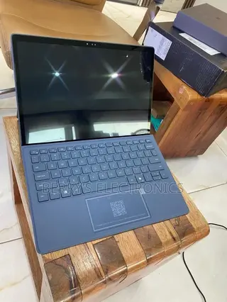 New Laptop Dell Latitude 7350 3GB Intel Core Ultra 7 SSD 1T