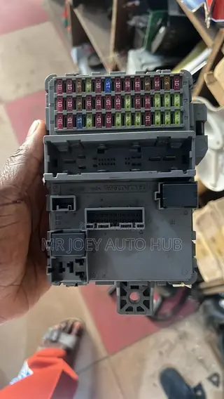 Honda CRV 2017-2022 Dashboard Fuse Board