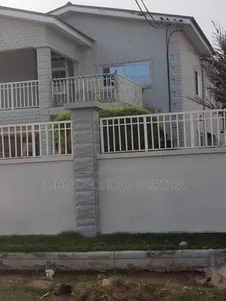 2bdrm Apartment in Ayeduase F N F Road, Kumasi Metropolitan for rent