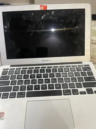 Laptop Apple MacBook 2015 4GB Intel Core i5 SSD 128GB