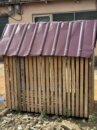 Dog Cage Suitable to Contain 2 Dogs