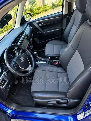 Toyota Corolla S 4dr Sedan (1.8L 4cyl CVT) 2015 Blue