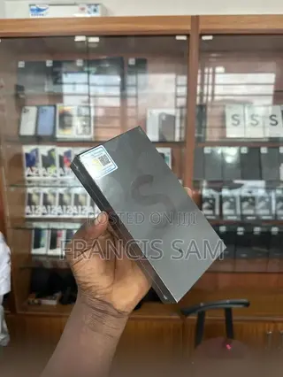 New Samsung Galaxy S22+ 5G 128 GB Black