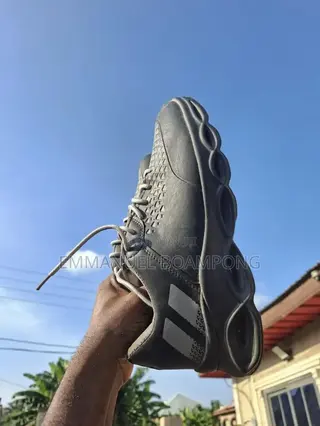 Brand New Contact Sneakers - Size 42