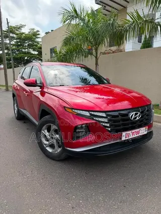 Hyundai Tucson SE 2022 Red