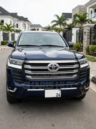 Toyota Land Cruiser for Rent