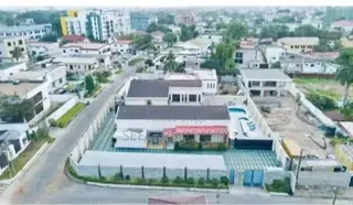 Furnished 6bdrm Mansion in Seekers Realty, Labone for sale
