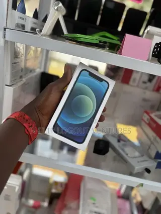 New Apple iPhone 12 64 GB Blue