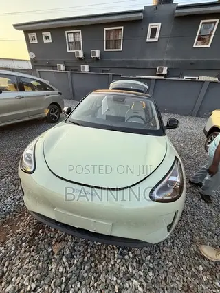 Xiaomi YU7 2025 Green
