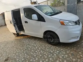 Nissan NV350 2015 White