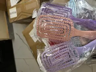 Paddle Detangle Hair Comb/ Brush for Wet and Dry Hair
