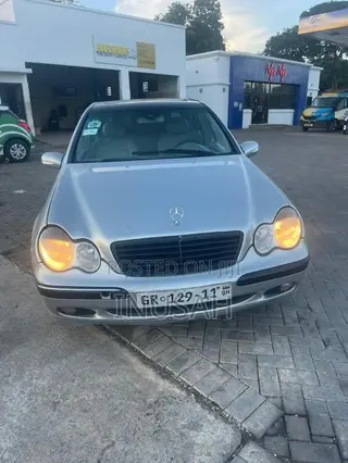 Mercedes-Benz C230 2005 Silver