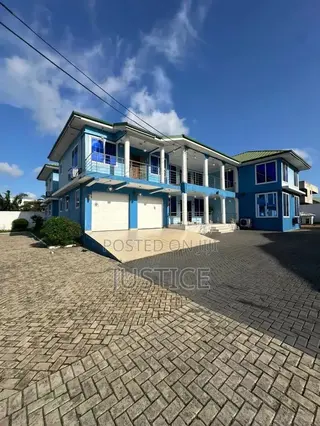 6bdrm House in East Legon, Boundary Road Area for rent