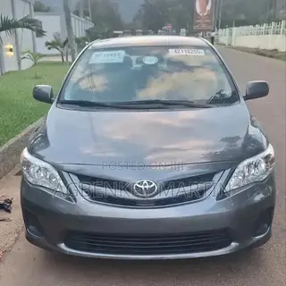 Toyota Corolla LE 4dr Sedan (1.8L 4cyl 4A) 2012 Gray