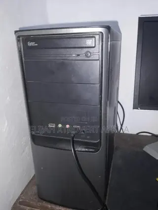 New Gigabyte GA-H110MSTX-HD3-ZK 8GB Intel Core i5 HDD+SSD 500GB
