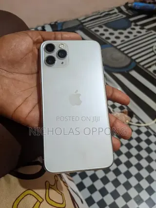 Apple iPhone 11 Pro 64 GB White