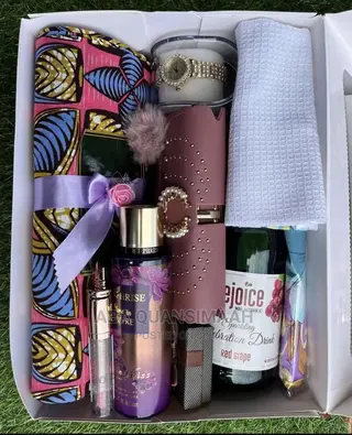 Mother’S Day, Hampers and More
